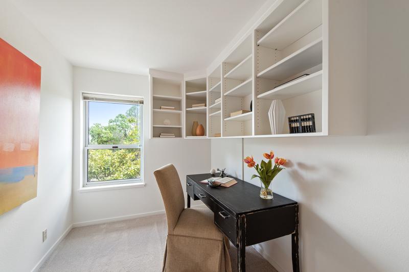 Type C – 1 Bed + Den, 2 Baths  #10