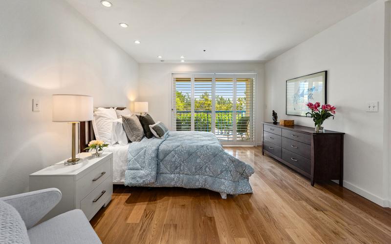 Type D – 1 Bed + Den, 2 Baths  #14